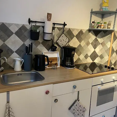 Urlaub Auf Dem Bauernhof Mit Garten Und Terrasse Im Gruenen بيت للعطل Ganzlin