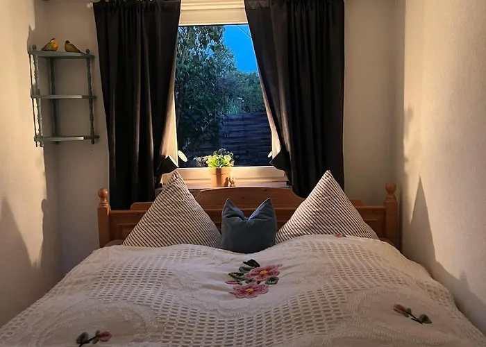 Urlaub Auf Dem Bauernhof Mit Garten Und Terrasse Im Gruenen بيت للعطل Ganzlin