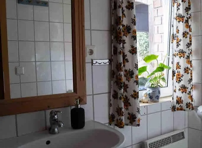 Urlaub Auf Dem Bauernhof Mit Garten Und Terrasse Im Gruenen